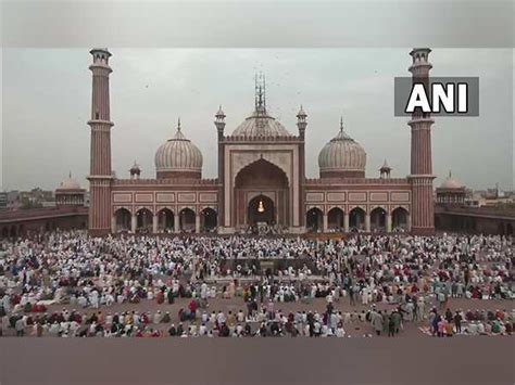 Delhis Jama Masjid Bans Entry Of Girls Shahi Imam Says Doesnt