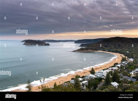 Broken Bay Hi Res Stock Photography And Images Alamy