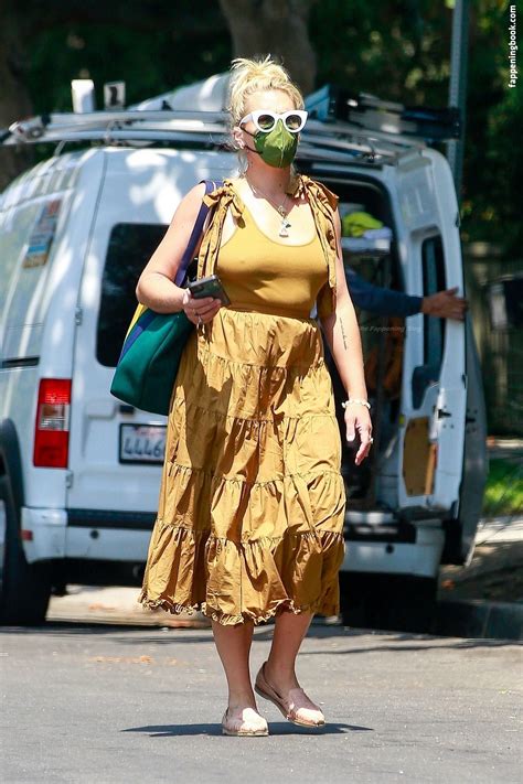 Busy Philipps Busyphilipps Nude The Fappening Photo FappeningBook