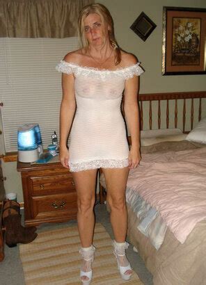 Leggy Texas Milf Displays Perfect Legs Leggy Texas Milf Porn Pic
