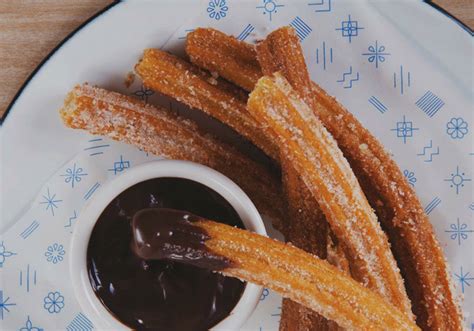 Historia de los churros "El Moro" | CocinaDelirante