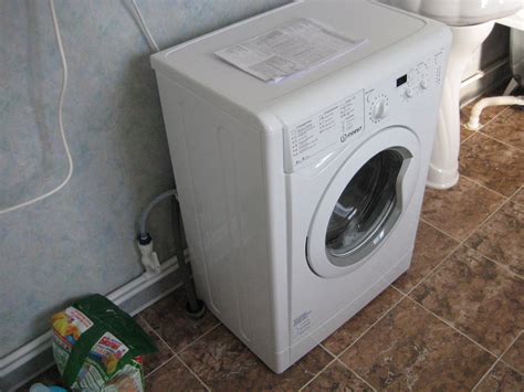 Стиральная машина Indesit IWSD 6105 L 869991619120 — купить по низкой ...