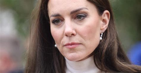 La Princesa Kate Middleton Confirm Que Tiene C Ncer A Trav S De Un