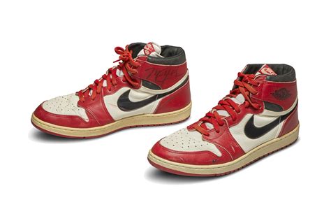 These Iconic 1985 Air Jordan 1s Sold For A Record Breaking 560000