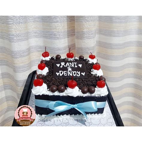 Jual Birthday Cake Blackforest Cake Kue Blackforest Kue Cokelat