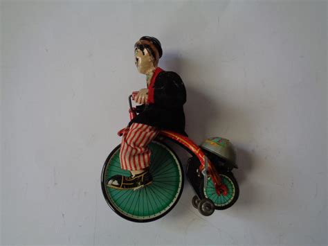 T P S Gay 90 S Cyclist Wind Up Toy Paradise