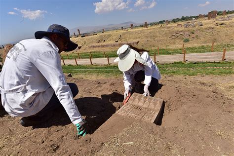 Ahlat Selçuklu Meydan Mezarlığı nda Birinci Dünya Savaşı nın