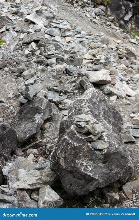 Karelia — Ruskeala Mountain Park Stock Photo - Image of wadi, rock ...