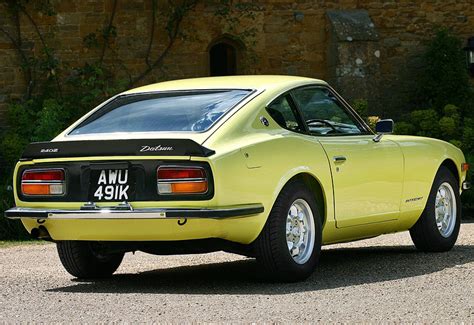 1969 Nissan Fairlady 240Z (S30) - price and specifications