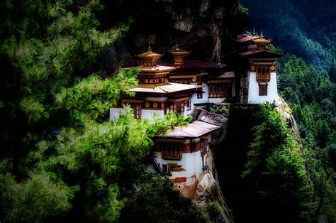 Taktsang Palphug Banco De Fotos E Imágenes De Stock Istock