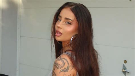 Fagata znowu szokuje Ubrała bikini które nic nie zakrywa Obcas pl