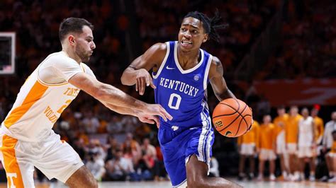 Kentucky basketball rises in Top 25 rankings, bracketology | Lexington ...