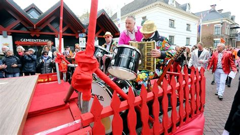 Optocht Koningsdag Beetsterzwaag Gaat Door Kijkt Anders