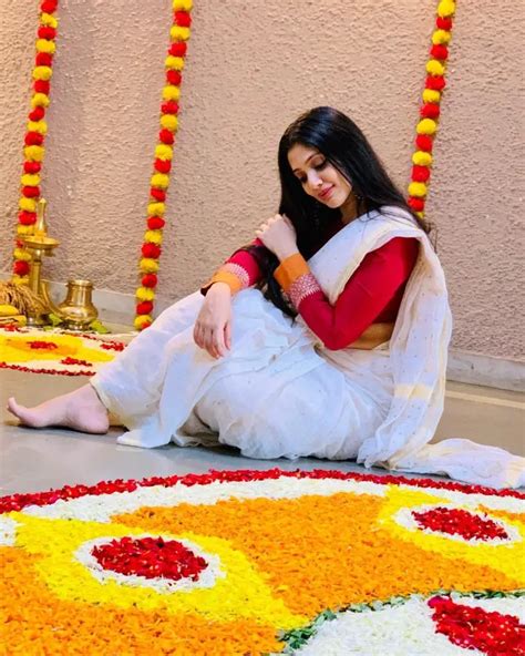 Veena Nandakumar Hot And Bold Photos Will Blow Your Mind Away Click In Kerala