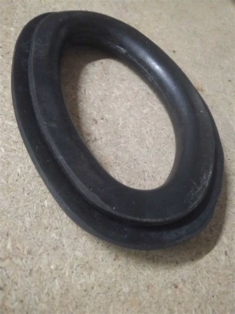 Уплотнитель горловины бензобака Газ 51 для ГАЗ-51 | РЕТРОсклад