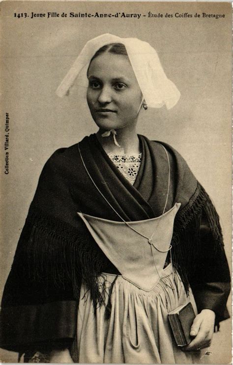 Jeune Fille de Sainte Anne d Auray Etude des Coiffes de Bretagne à