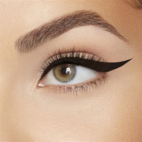 Eyeliner Çekme Kolay Eyeliner Nasıl Çekilir L New Well Blog