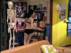 VIDAS NUDE SCENES AZNude