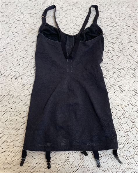 Vintage Lingerie S Bra Girdle Garter Shapewear Gem