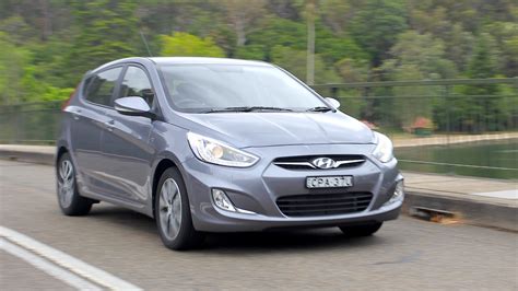 Hyundai Accent Review Sr Photos Caradvice