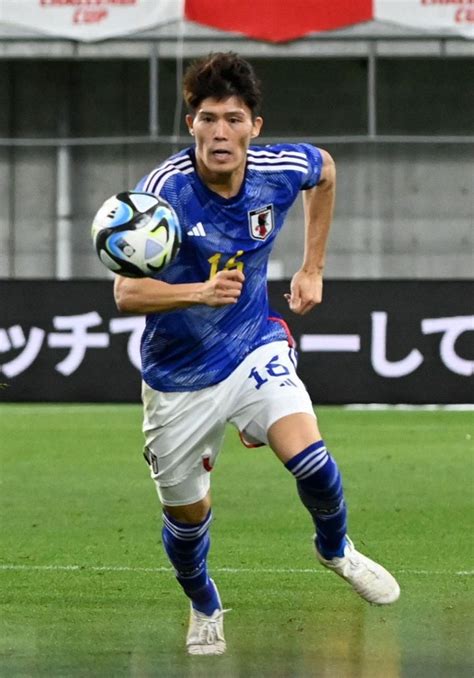 冨安健洋、アーセナルでの挑戦＆日本代表での地位「サッカーが変わる。頭を切り替えて」：「おっ！」でつながる地元密着のスポーツ応援メディア 西スポweb Otto