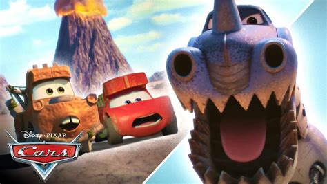 Lightning Mcqueen And Mater Escape The Dinosaurs Cars Of The Wild