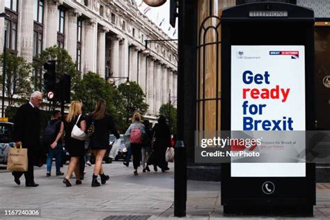 A Huge Federal Campaign Photos And Premium High Res Pictures Getty Images