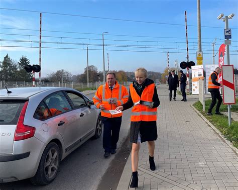 Na Wszystkich Wi Tych Bezpiecznie Przez Przejazdy Kolejowo Drogowe