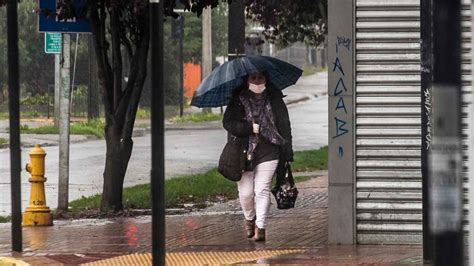 Lluvia En La Regi N Metropolitana Meteor Loga Michelle Adam De Canal