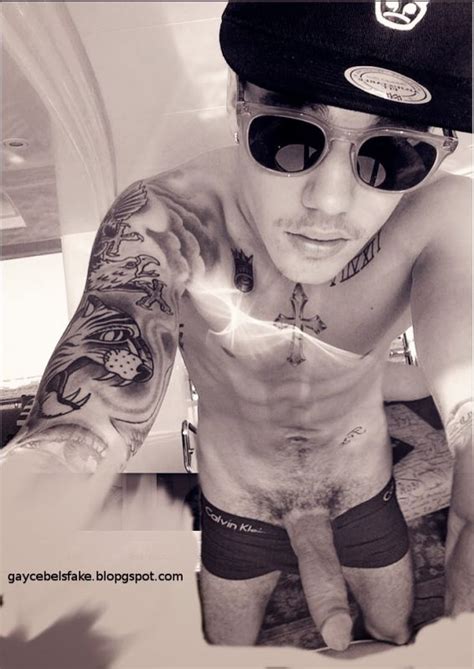 Justin Bieber Nude Selfies