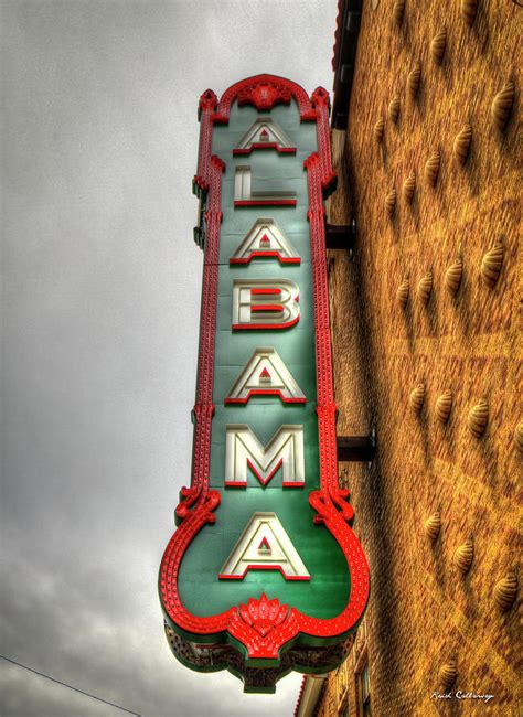 Birmingham Al Pretty As Ever The Alabama Theatre Architectural Signage