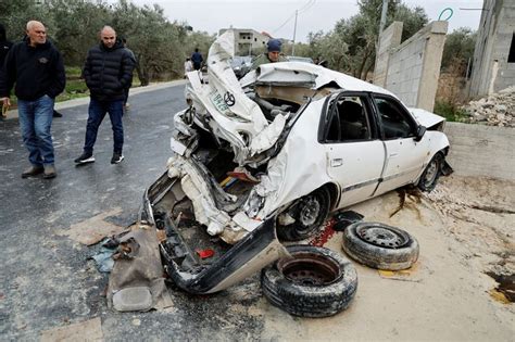 Soldados Israel Es Matan A Dos Hombres Armados Palestinos En Cisjordania