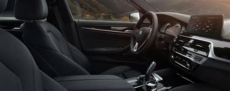 2020 BMW 5 Series Interior | BMW of Meridian MS