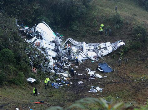 Chapecoense Plane Crash / Brazil S Chapecoense Soccer Team Devastated ...