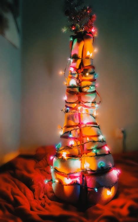 Christmas light bondage does things to my brain. - Tumbex