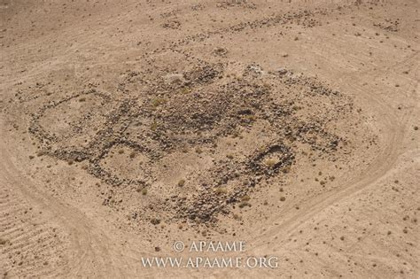 93-Mile-Long Ancient Wall in Jordan Puzzles Archaeologists | Live Science