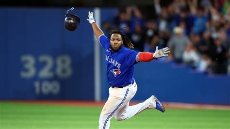 Guerrero Jr. secures walk-off win in 10th as Blue Jays contain Judge ...