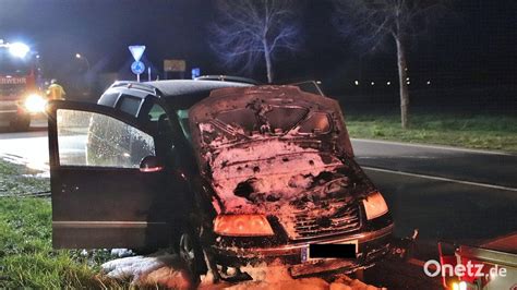 Van F Ngt Vor Schwandorf W Hrend Der Fahrt Pl Tzlich Feuer Onetz