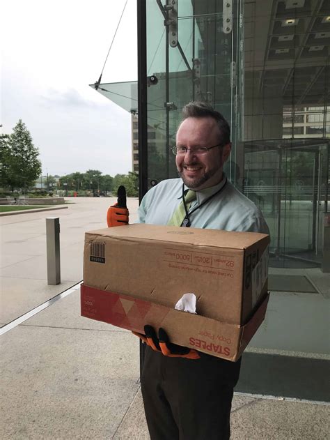 Peregrine Falcon Rescued Below Baltimore Skyscraper | Chesapeake Bay