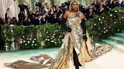 Serena Williams Goes For Gold At The Met Gala British Vogue