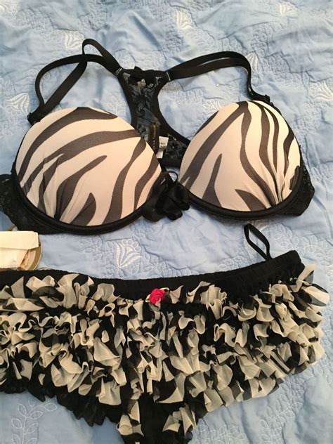 Fruit de La Passion Conjunto de Calcinha e Sutiã Preto e Rosa Lingerie Feminina Fruit De La
