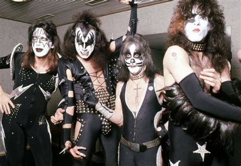 Pin By Pat On KISS Kiss Music Hot Band Best Kisses
