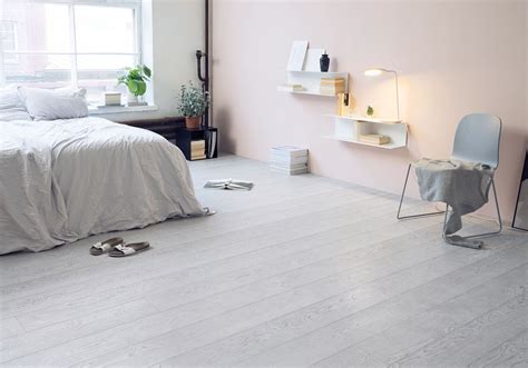 Ламинат однотонный без рисунка дерева в интерьере (72 фото) - красивые ...