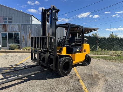 Used 2001 Mitsubishi Forklift FG40K In 1000 N First Street TX