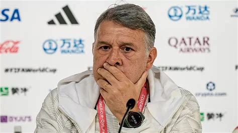 Tata Martino acepta que el futbol es un negocio pero en México se nota