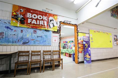 Scholastic Book Fair Controversy Why Everyone Is So Mad At The Famed Grade School Fair