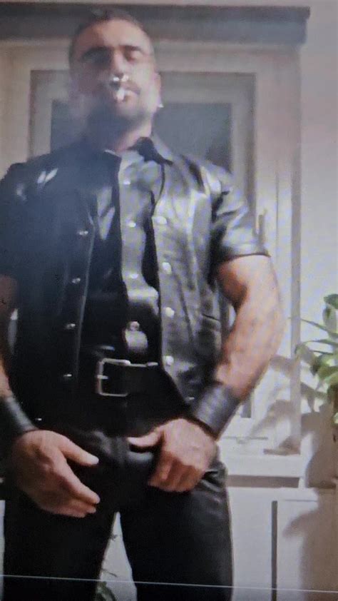 Hot Leather Dad ThisVid