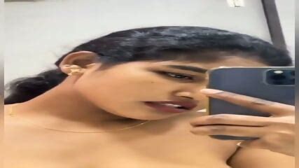 South Indian Bhabi Nude Selfie