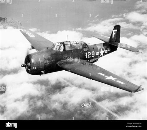 Grumman Avenger Im Genes De Stock En Blanco Y Negro Alamy