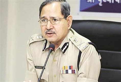 इशरत जह कस गजरत क परव डजप बर Cbi करट न सनय फसल